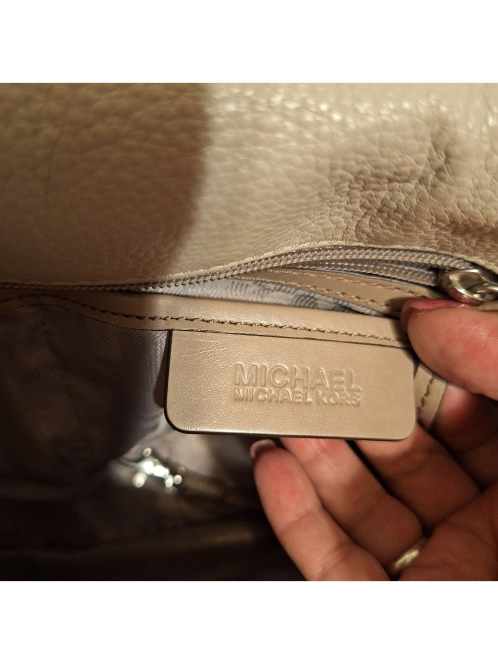 Michael Kors Elsey gray leather saddle bag crossbody with Tassels 10x8 euc - Picture 12 of 13